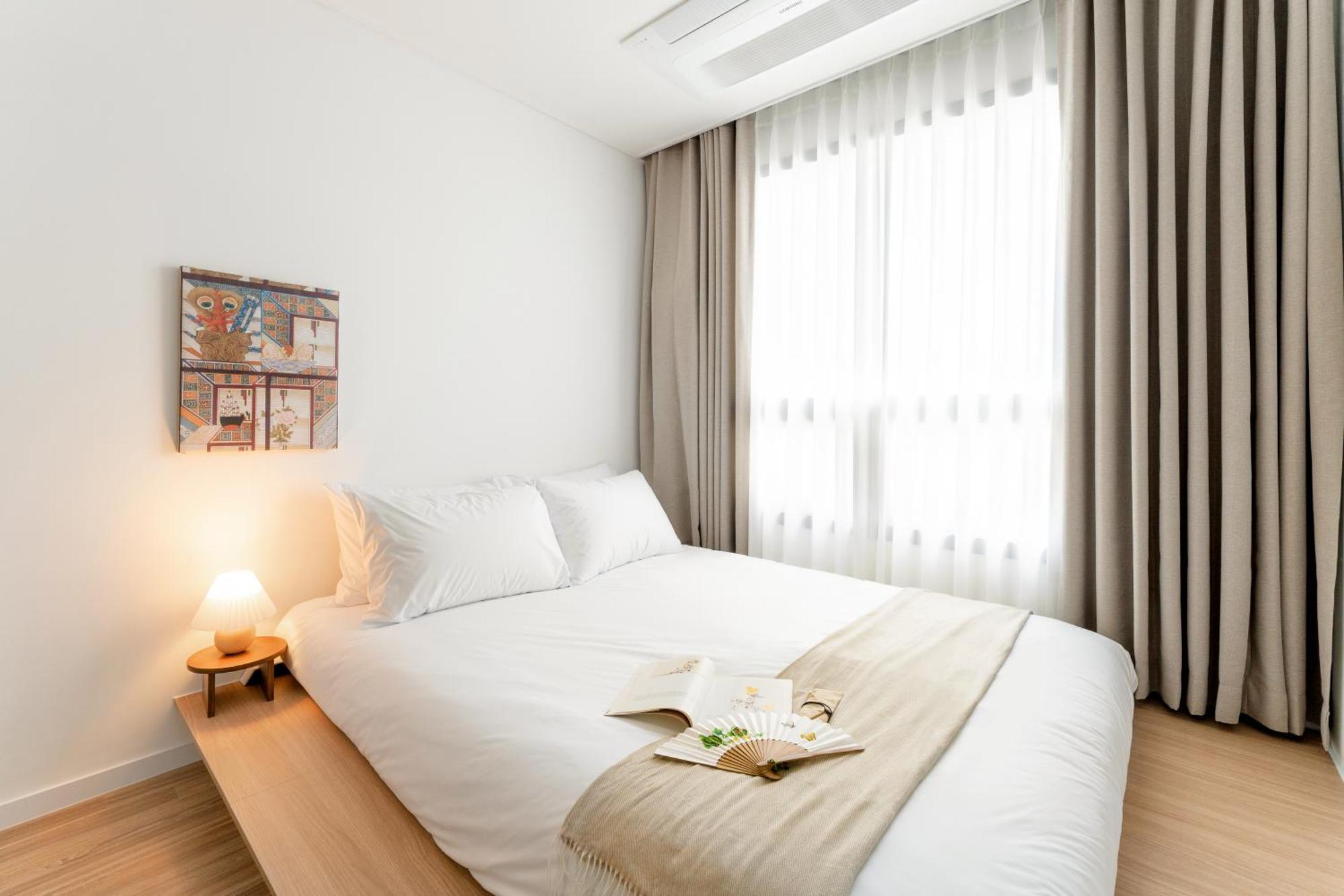 Urbanstay Boutique Ikseon Seúl Habitación foto