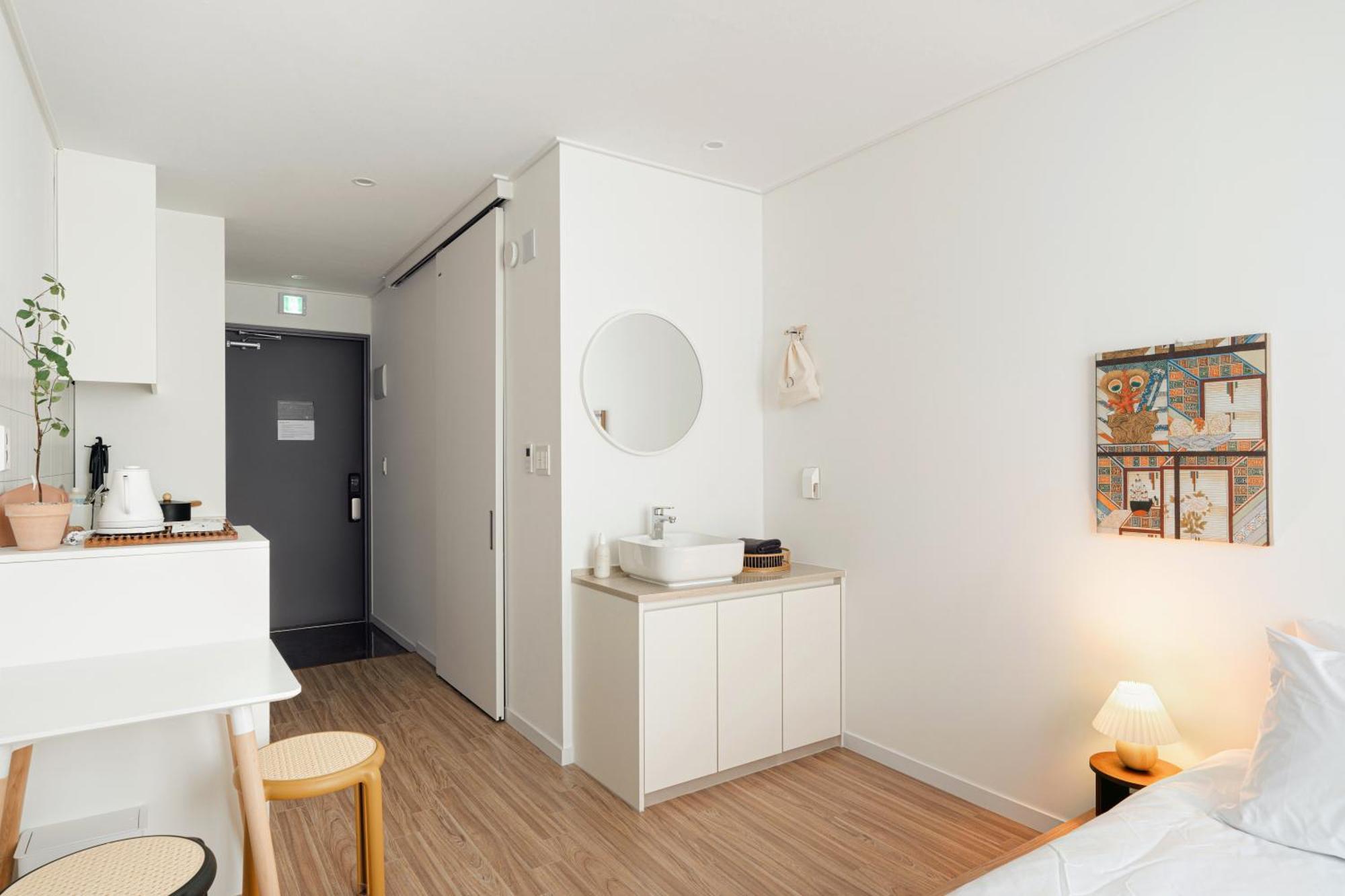 Urbanstay Boutique Ikseon Seúl Habitación foto